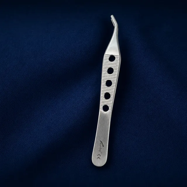 Forceps — Curved